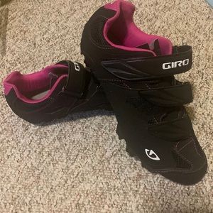 Women’s Giro Riela Cycling Shoes w SPD Clips